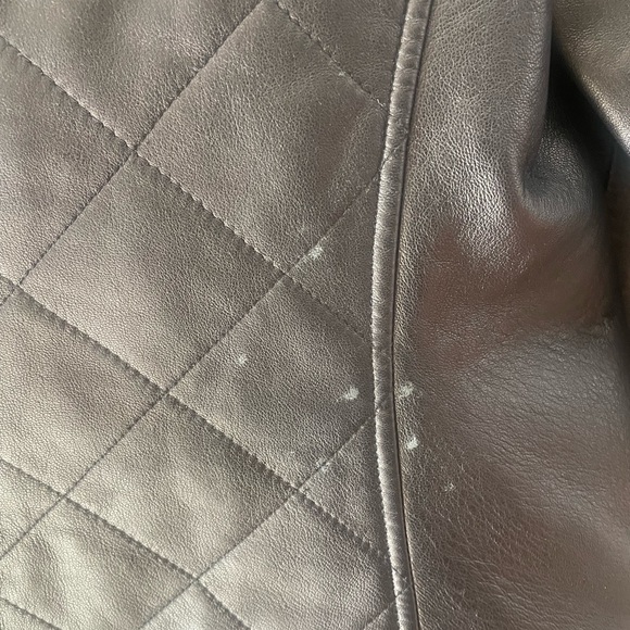 2 Medium size Women Leather Jackets. LIKE NEW - Picture 5 of 13